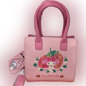 Loungefly My Melody  🍓Strawberrry 🍓 SUPREME Pink Jandbag